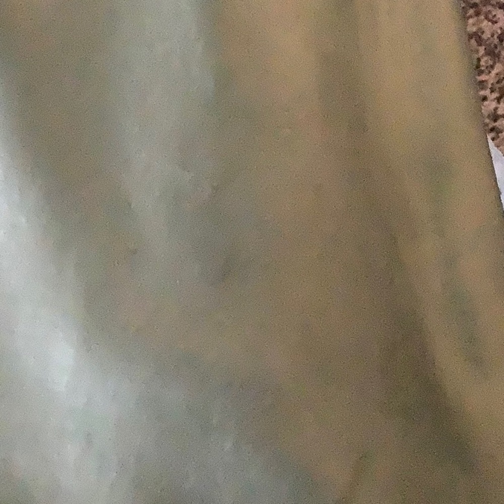 Reformation Bryn Silk Dress in Artichoke green. Size 4. - Picture 10 of 11